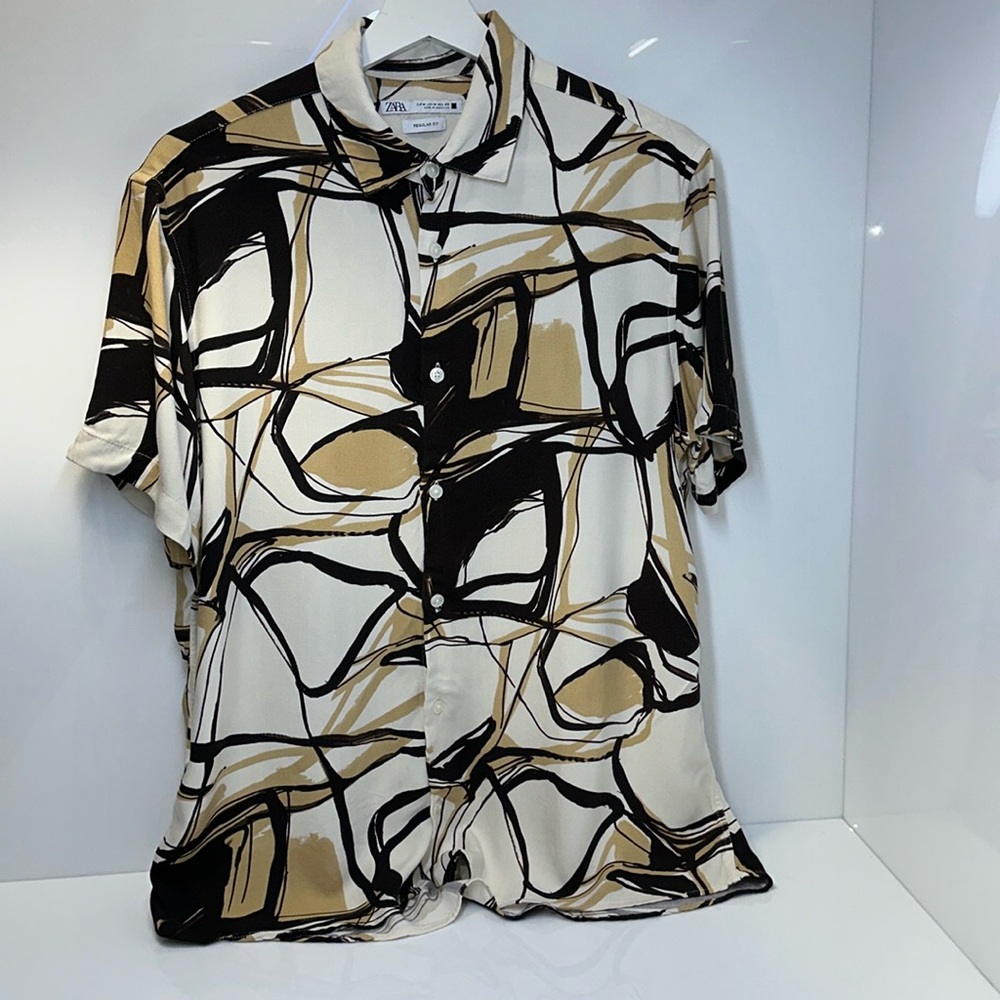 ZARA MEN’S SHORT SLEEVE SHIRT SIZE M REGULAR FIT